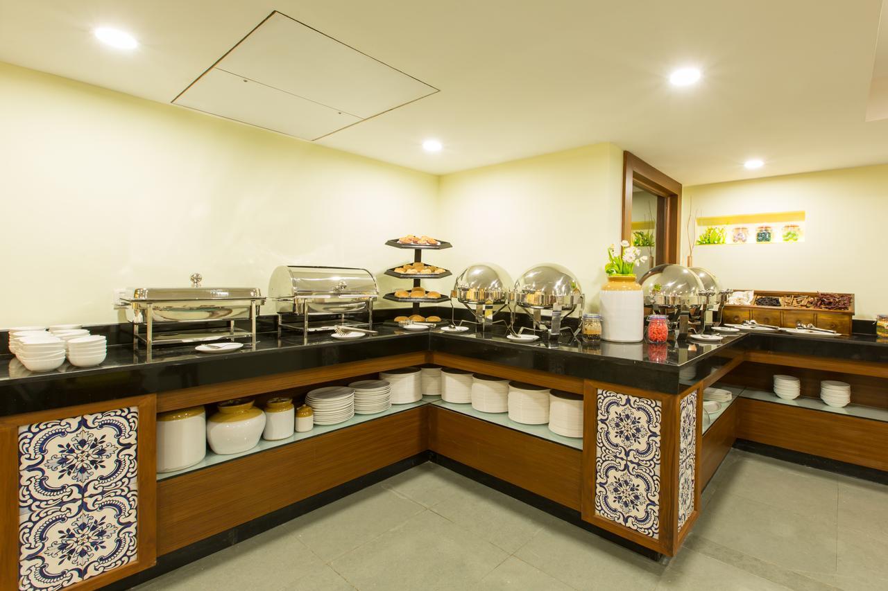 维瓦酒店 马尔冈 外观 照片