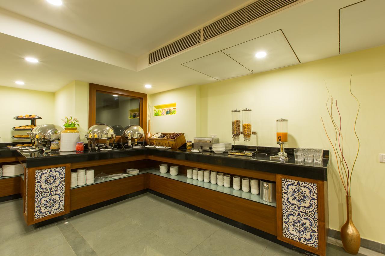 维瓦酒店 马尔冈 外观 照片